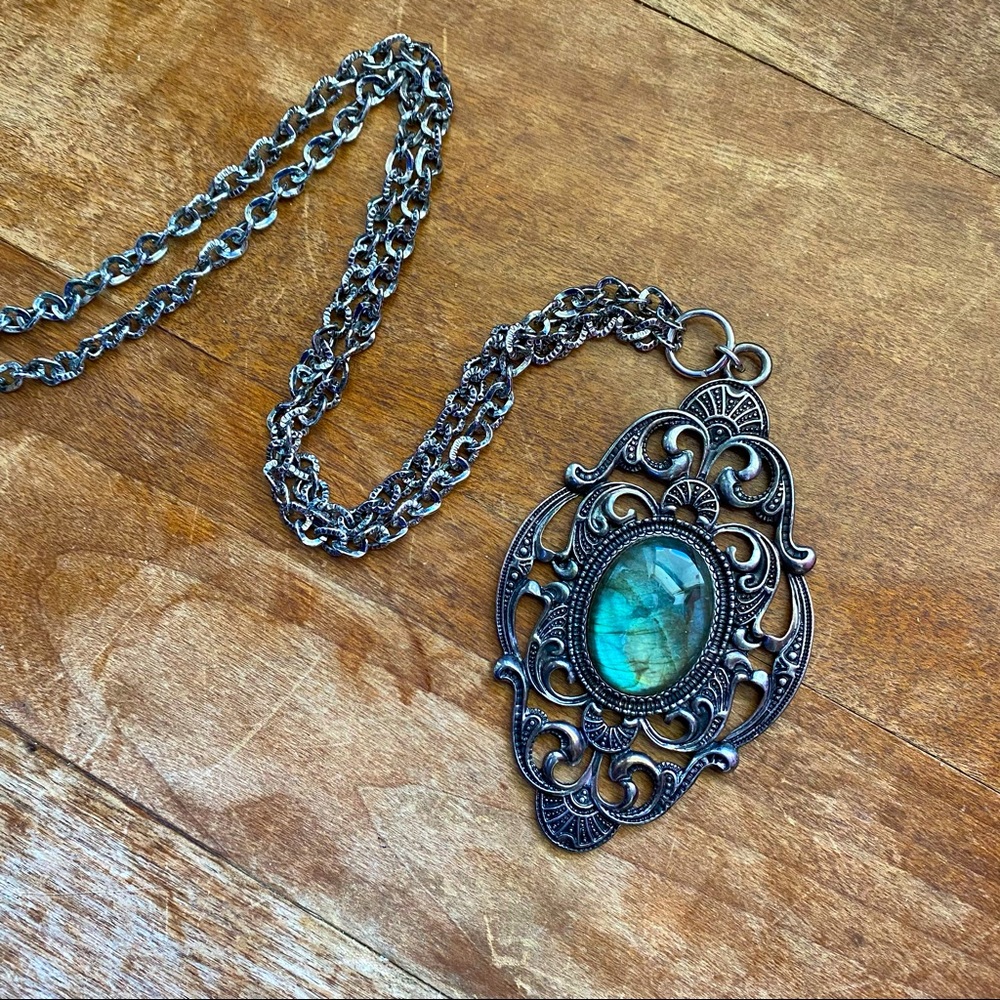 Ornate Labradorite Pendant Necklace